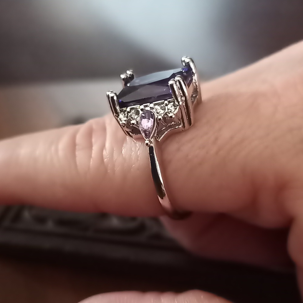 Large Emerald Cut Faux Amethyst Ring-Faux White Sapphire & Diamond Stones Sz 11 - Picture 3 of 8